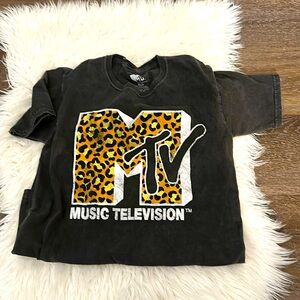 MTV T-shirt